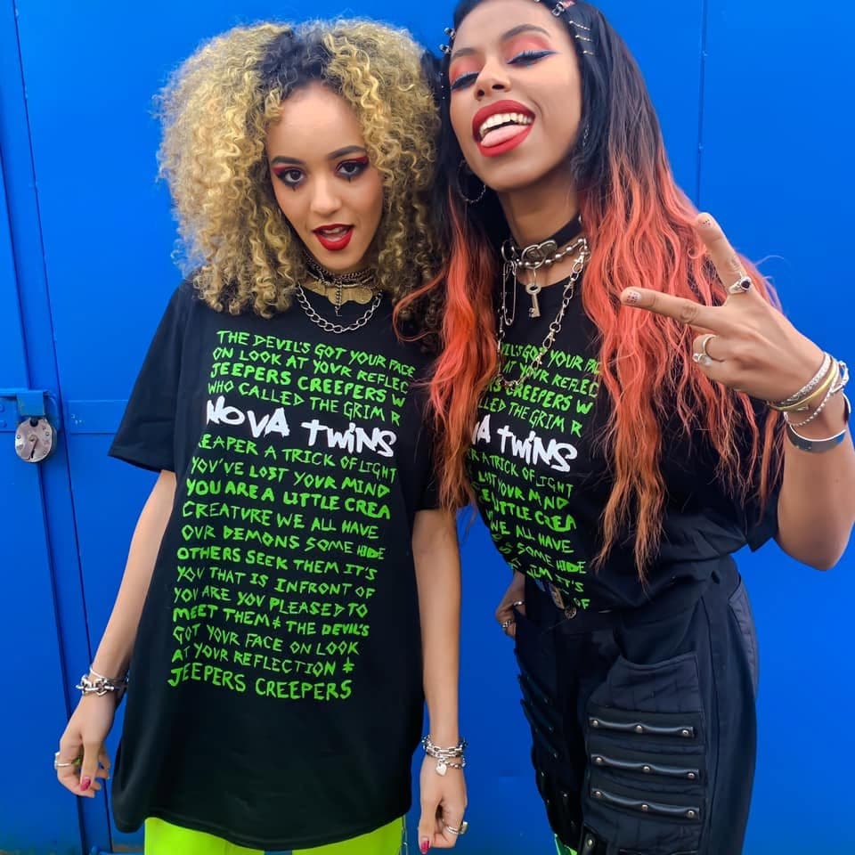 Nova Twins Band Graphic T‑Shir - Men'S Fashion Nova 评论和价格